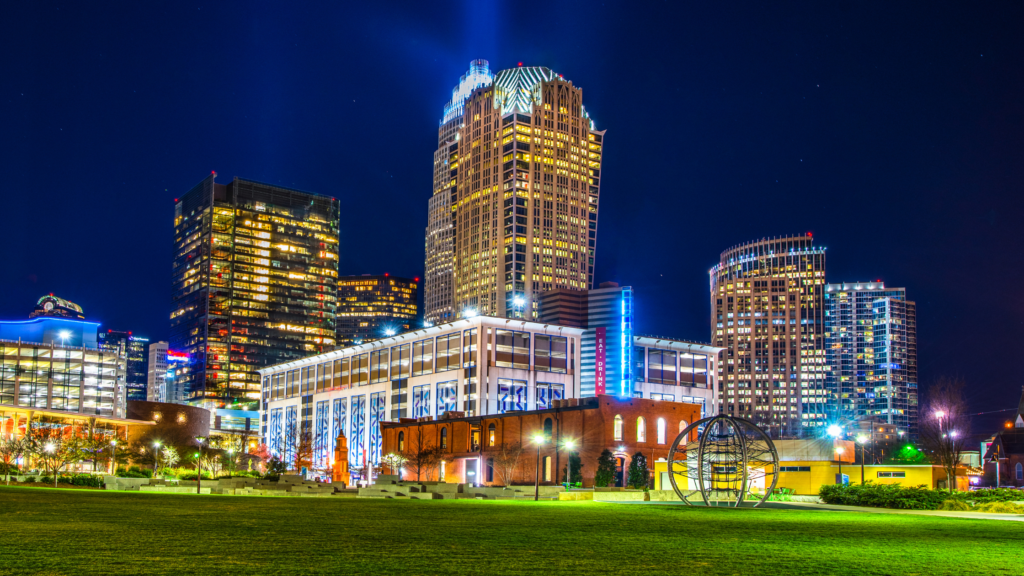 charlotte uptown at nigh